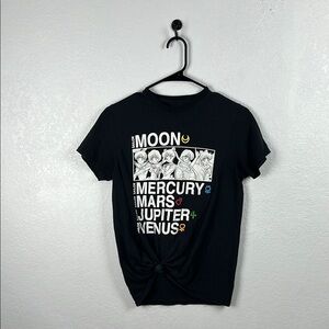 Sailor Moon Women’s Black Graphic T-Shirt Short Sleeve Sz S Street Wear CrewNeck